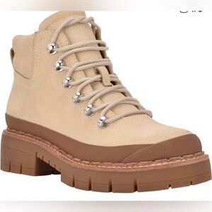 Marc Fisher LTD Cairy Lug Sole Hiker Bootie size 7.5